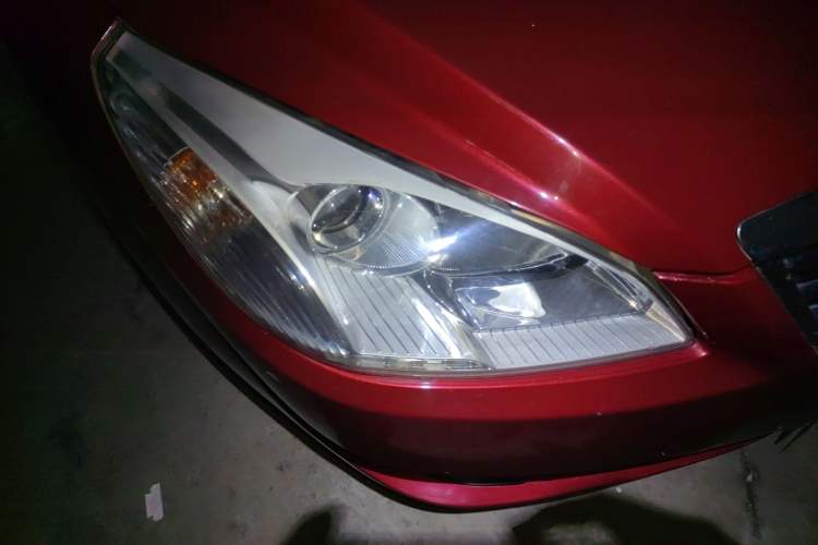 Used Lifan Auto 720 2014 Upgraded Model 1.5L Luxury Version Right Front Headlight