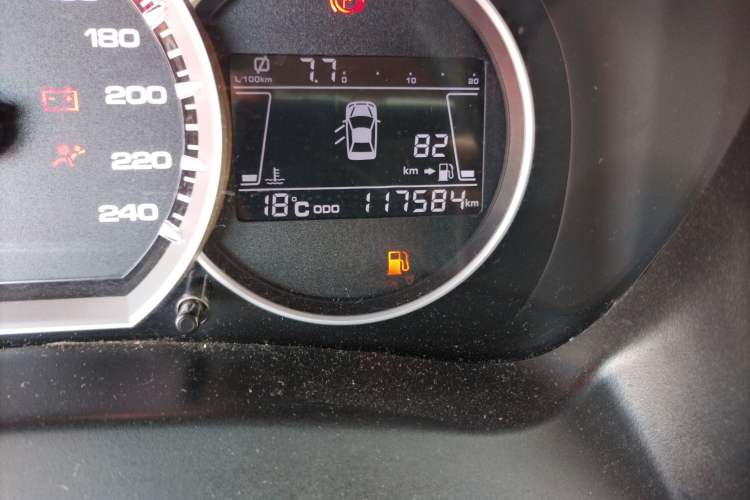 Used Lifan Auto 720 2014 Upgraded Model 1.5L Luxury Version Odometer Close Up