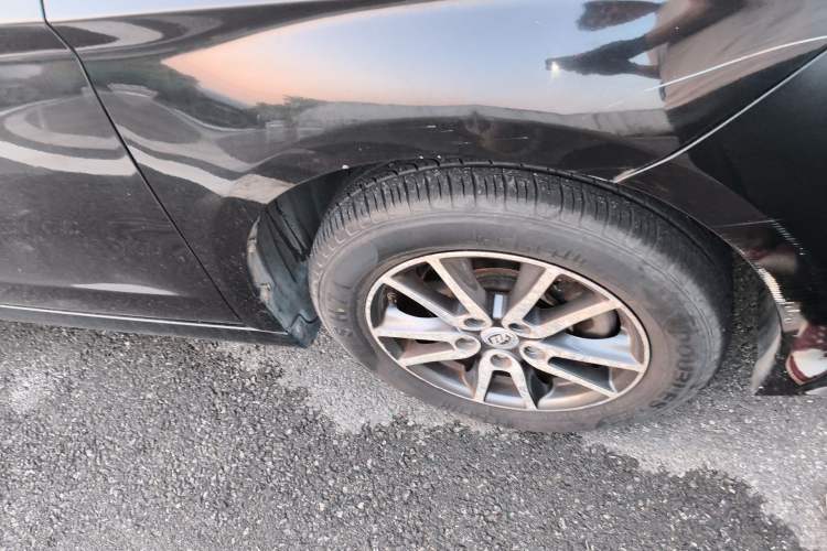 Used Lifan Auto 820 2015 1.8L Manual Luxury Model Right Front Wheel Hub