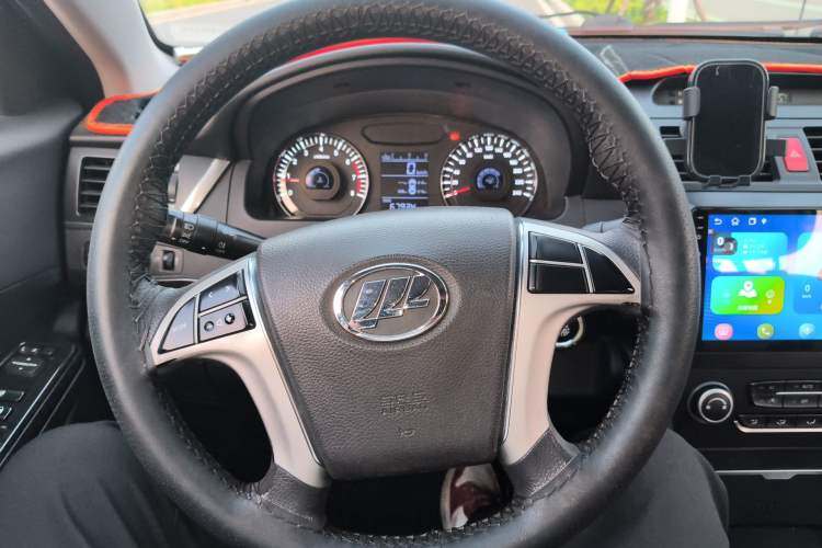 Used Lifan Auto 820 2015 1.8L Manual Luxury Model Steering Wheel