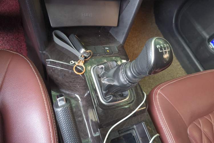 Used Lifan Auto 820 2015 1.8L Manual Luxury Model Gear Lever