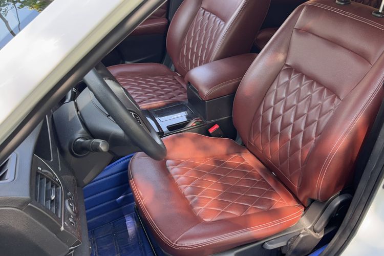 Used Lifan Auto 820 2015 2.4L Automatic Luxury Model Left Front Seat