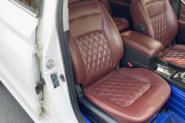 Used Lifan Auto 820 2015 2.4L Automatic Luxury Model Right Front Seat