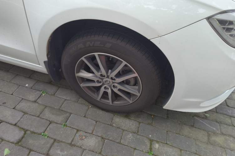 Used Lifan Auto 820 2015 1.8L Manual Luxury Model Right Front Wheel Hub