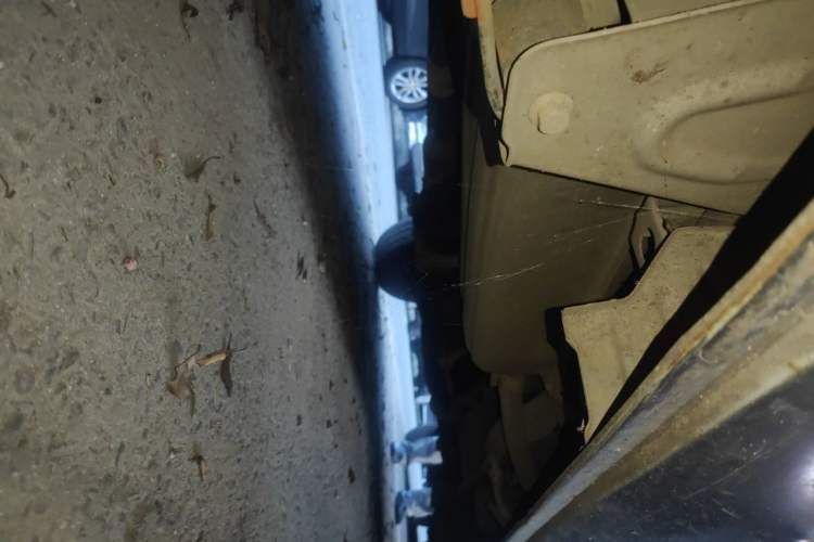 Used Lifan Auto Fengshun 2011 1.0L Comfort Version LF465Q5 Chassis Rear Right