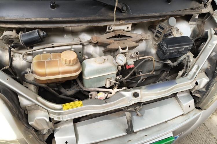 Used Lifan Auto Fengshun  Engine Bay