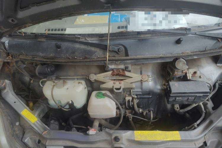 Used Lifan Auto Fengshun 2011 1.0L Comfort Version LF465Q5 Engine Bay