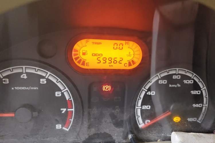Used Lifan Auto Fengshun 2011 1.0L Comfort Version LF465Q5 Odometer Close Up
