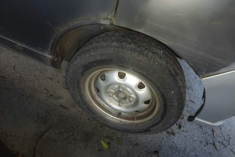Used Lifan Auto Fengshun 2011 1.0L Comfort Version LF465Q5 Right Front Wheel Hub