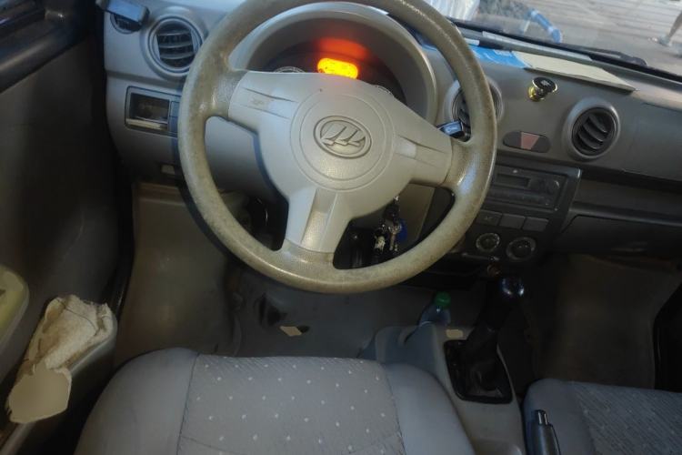 Used Lifan Auto Fengshun 2011 1.0L Comfort Version LF465Q5 Steering Wheel