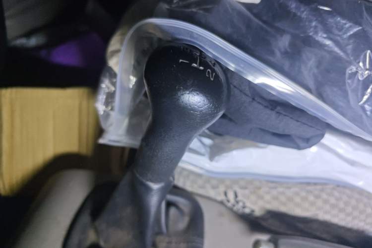 Used Lifan Auto Fengshun 2011 1.0L Standard Version LF465Q5 Gear Lever