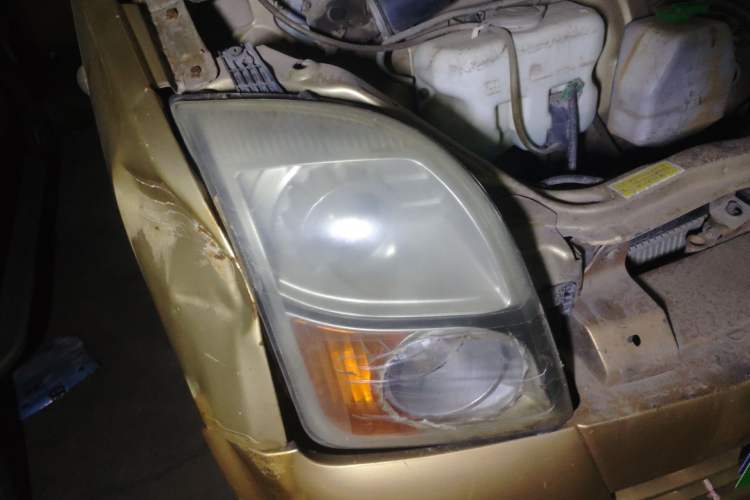 Used Lifan Auto Fengshun 2011 1.0L Standard Version LF465Q5 Right Front Headlight