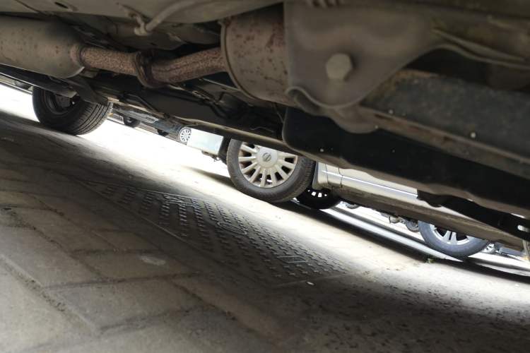 Used Lifan Auto Letu 2015 1.5L S Standard Edition Chassis Rear Left