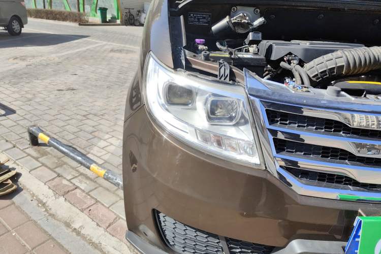 Used Lifan Auto Letu 2015 1.5L S Comfort Version Right Front Headlight