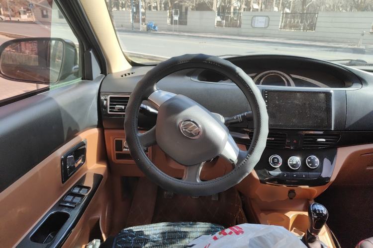 Used Lifan Auto Letu 2015 1.5L S Comfort Version Steering Wheel