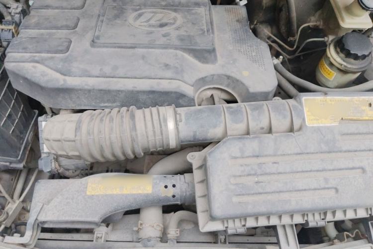 Used Lifan Auto Letu 2015 1.5L S Standard Edition Engine Bay
