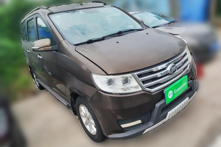 Used Lifan Auto Letu 2015 1.5L S Luxury Model Front Right 45 Deg