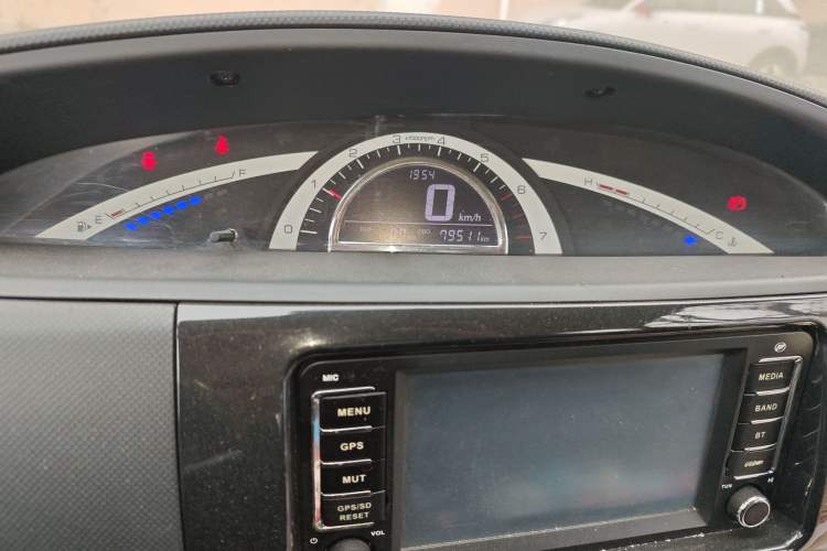 Used Lifan Auto Letu 2015 1.2L Comfort Model Instrument Cluster