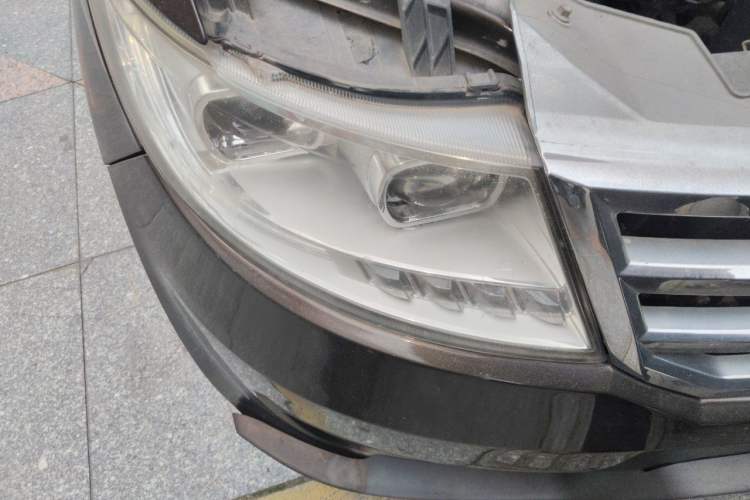 Used Lifan Auto Letu 2015 1.5L S Standard Edition Right Front Headlight