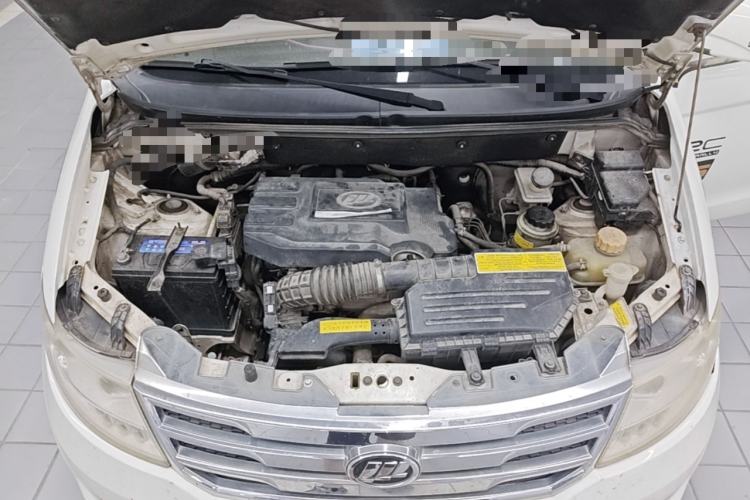 Used Lifan Auto Letu 2015 1.5L S Luxury Model Engine Bay