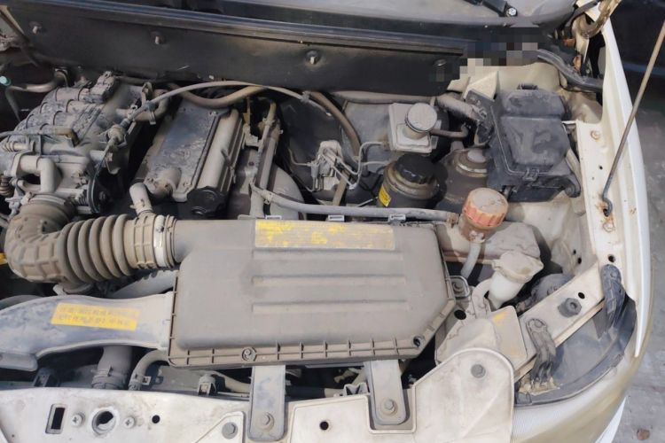 Used Lifan Auto Letu 2015 1.2L Comfort Model Engine Bay Left