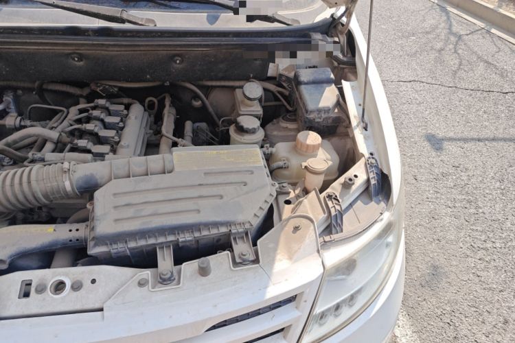 Used Lifan Auto Letu 2015 1.5L S Base Version Engine Bay Left