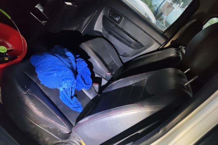 Used Lifan Auto Letu 2015 1.2L Comfort Model Left Rear Seat