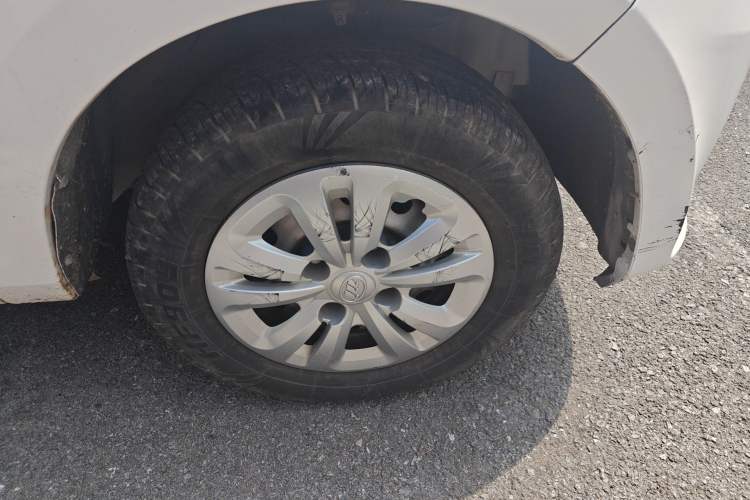 Used Lifan Auto Letu 2015 1.2L Commemorative Edition Standard Model Right Front Wheel Hub