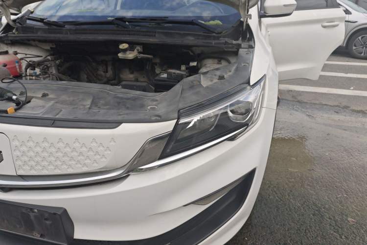 Used Lifan Auto Maple 80V 2021 U-Drive Edition Engine Bay Left