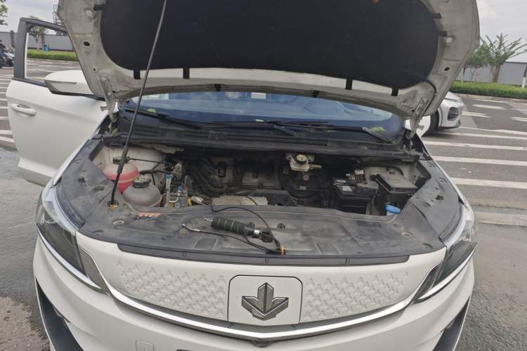 Used Lifan Auto Maple 80V 2021 U-Drive Edition Engine Bay