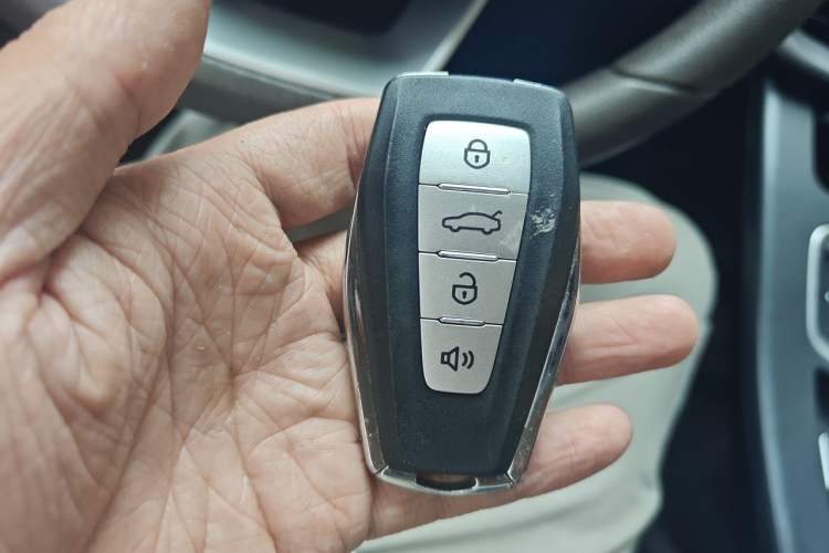 Used Lifan Auto Maple 80V 2021 Easy-Drive Version Vehicle Key