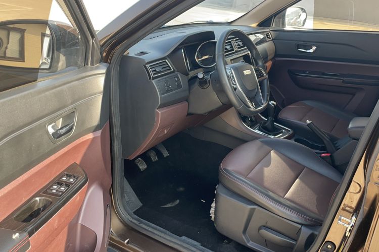 Used Lifan Auto Myway 2016 1.5L Manual Comfort Edition Interior 2