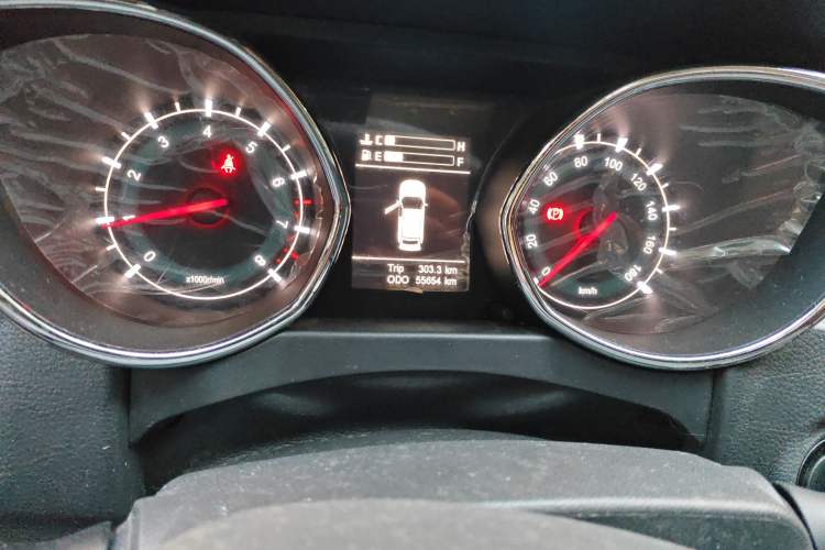 Used Lifan Auto Myway 2016 1.5L Manual Elite Version Odometer Close Up