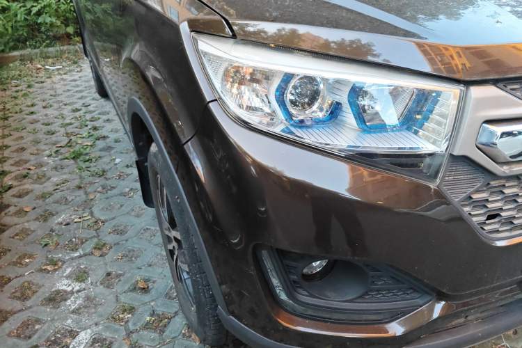 Used Lifan Auto Myway 2016 1.5L Manual Elite Version Right Front Headlight