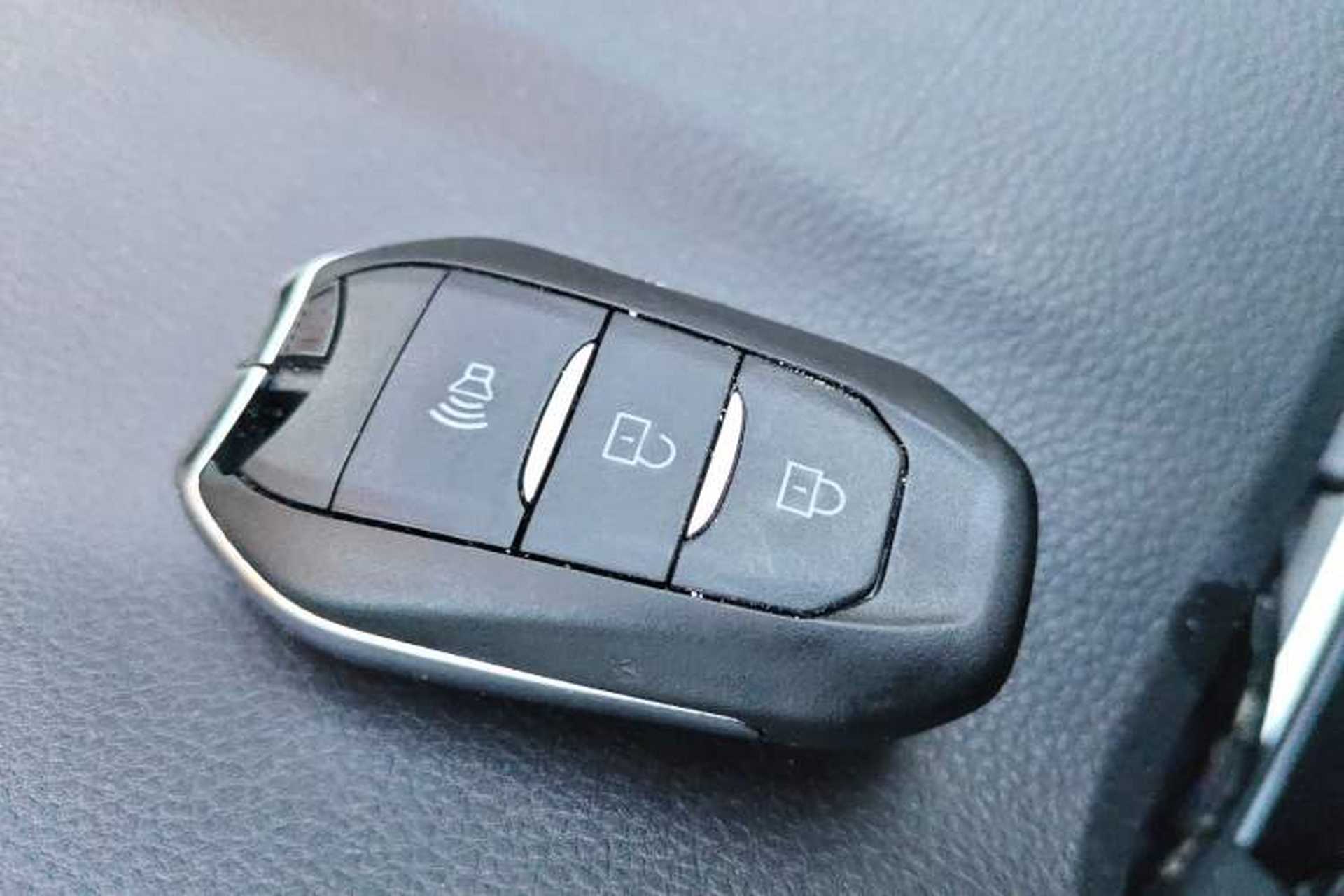 Used Lifan Auto Myway 2016 1.5L Manual Elite Version Vehicle Key