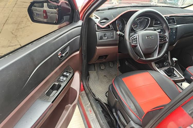 Used Lifan Auto Myway 2016 1.5L Manual Comfort Edition Driver Seat