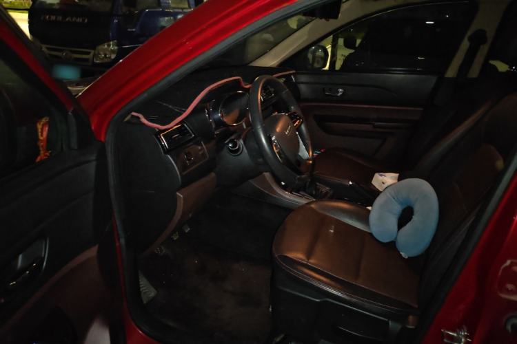 Used Lifan Auto Myway 2016 1.5L Manual Elite Version Driver Seat