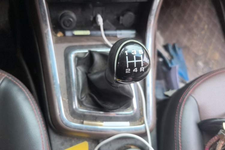 Used Lifan Auto Myway 2016 1.5L Manual Elite Version Gear Lever