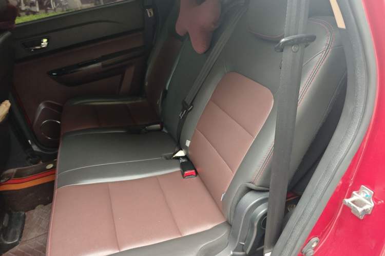 Used Lifan Auto Myway 2016 1.5L Automatic Luxury Model Left Rear Seat