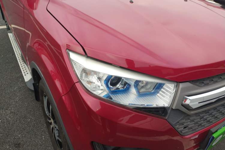 Used Lifan Auto Myway 2016 1.5L Manual Elite Version Right Front Headlight