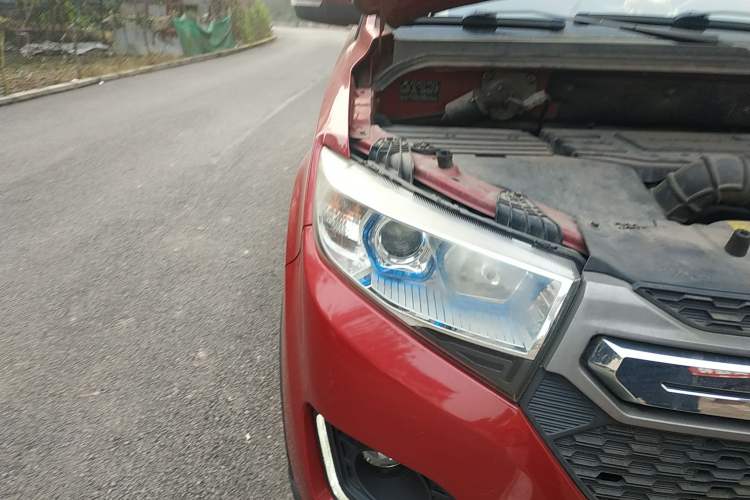 Used Lifan Auto Myway 2016 1.5L Manual Comfort Edition Right Front Headlight