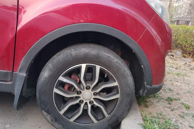 Used Lifan Auto Myway 2016 1.5L Automatic Smart Enjoyment Model Right Front Wheel Hub