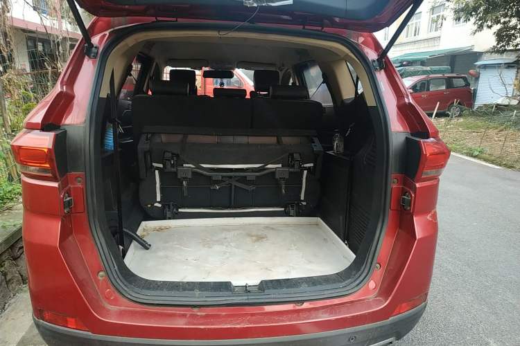 Used Lifan Auto Myway 2016 1.5L Manual Comfort Edition Trunk