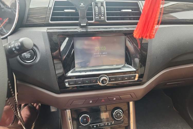 Used Lifan Auto Myway 2016 1.5L Manual Elite Version Audio And AC Panel
