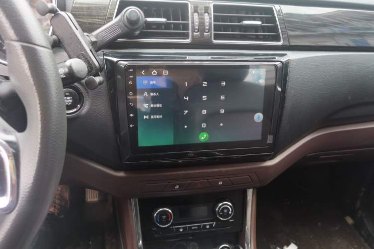 Used Lifan Auto Myway 2016 1.5L Manual Elite Version Audio And AC Panel