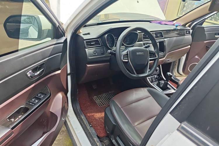 Used Lifan Auto Myway 2016 1.5L Manual Elite Version Driver Seat
