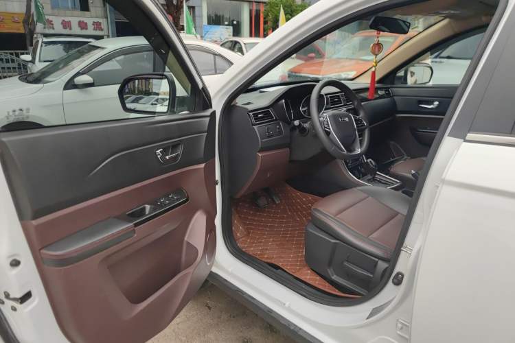 Used Lifan Auto Myway 2016 1.5L Automatic Smart Enjoyment Model Driver Seat