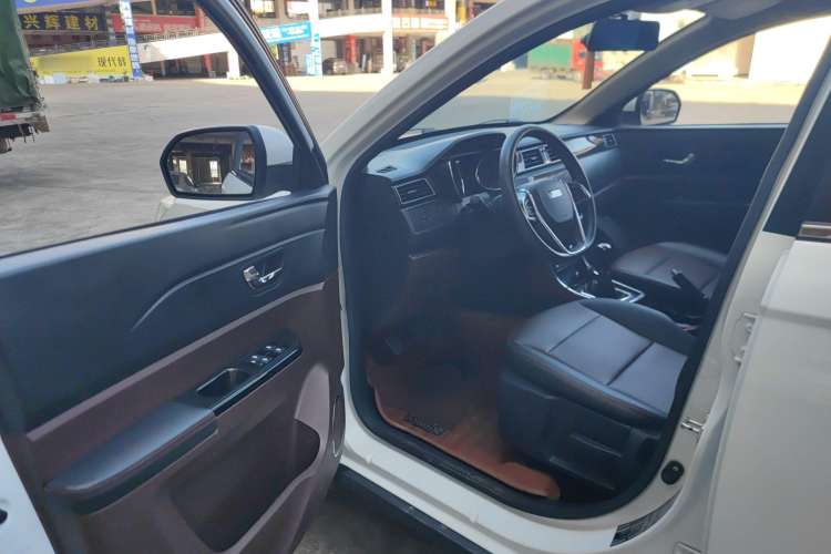 Used Lifan Auto Myway 2016 1.5L Manual Comfort Edition Driver Seat
