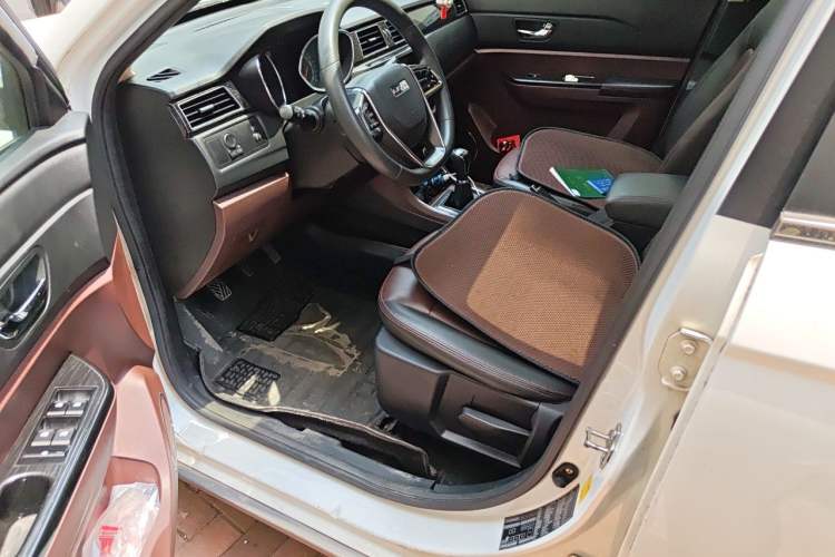 Used Lifan Auto Myway 2016 1.5L Manual Elite Version Driver Seat