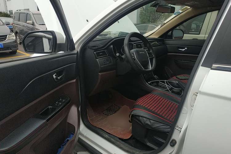 Used Lifan Auto Myway 2016 1.5L Automatic Smart Enjoyment Model Driver Seat